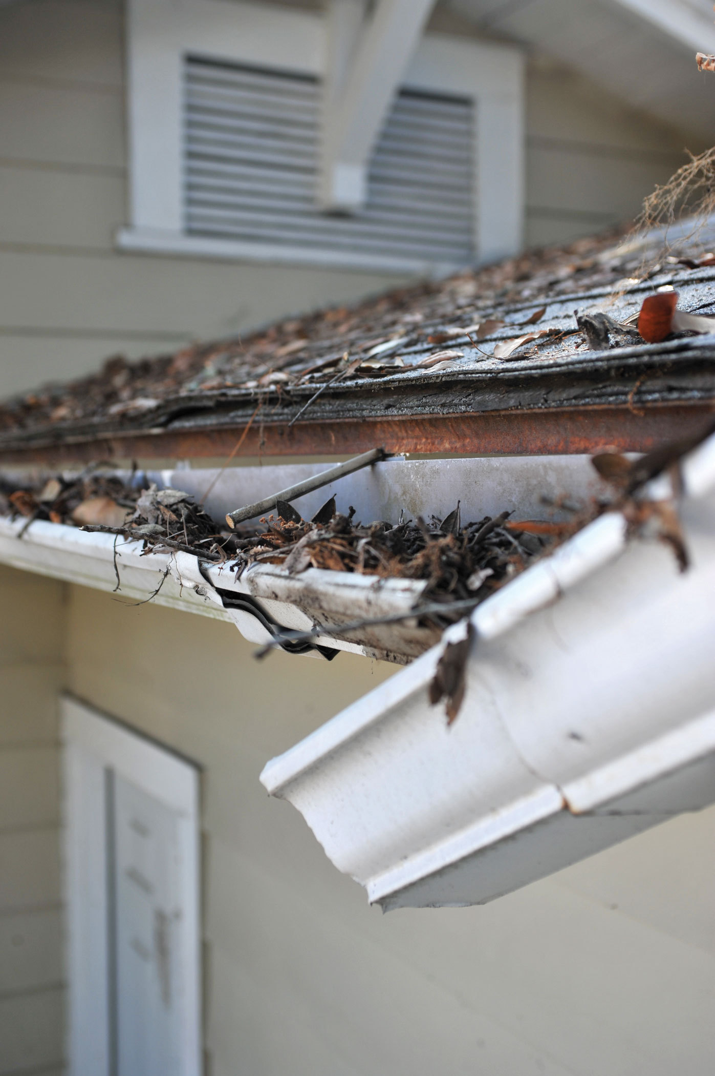 how much does guard cost how much do new gutters and gutter guards cost harryhelmet how much does guard cost how much do new gutters and gutter guards cost harryhelmet