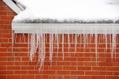 How to Thaw a Frozen Gutter