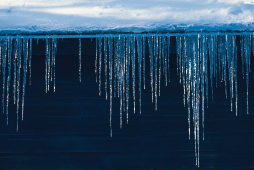 Beautiful But Dangerous: 12 Photos of Icicles
