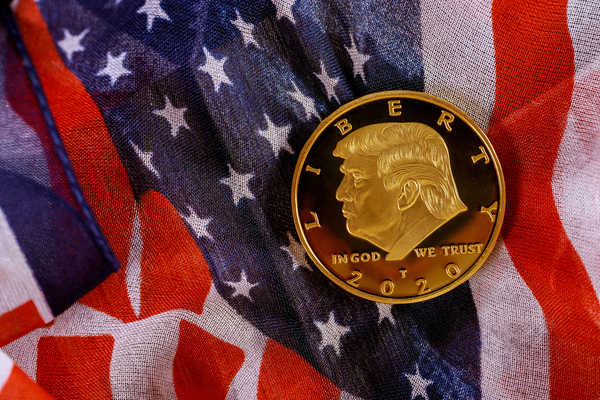 Gold coin with President Trump image.