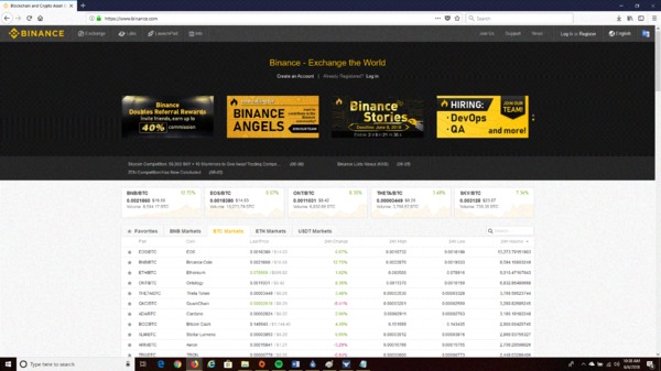 Binance.com home page.