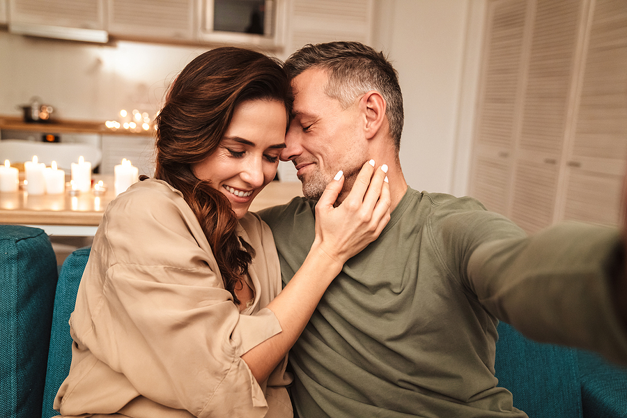 Switch off the workday mode and make space for intimacy